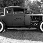 The Evolution of Car Windshield Technology: From Laminated Glass to Heads-Up Displays