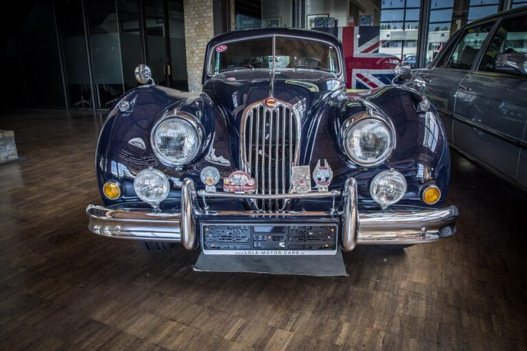 The Future of In-Car Commerce: Ordering Food, Shopping, and Payments on the Go